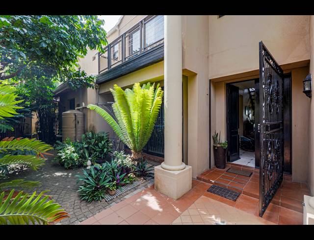 3 BEDROOM HOUSE FOR SALE IN BLUFF
